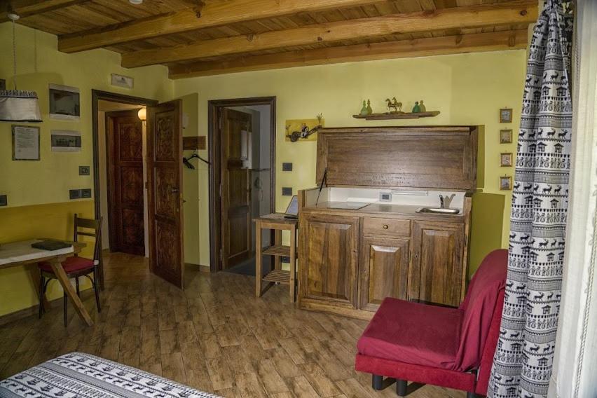 Agriturismo B&B Chevres A Cheval Аоста Екстериор снимка