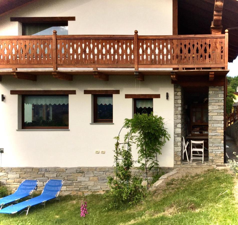 Agriturismo B&B Chevres A Cheval Аоста Екстериор снимка